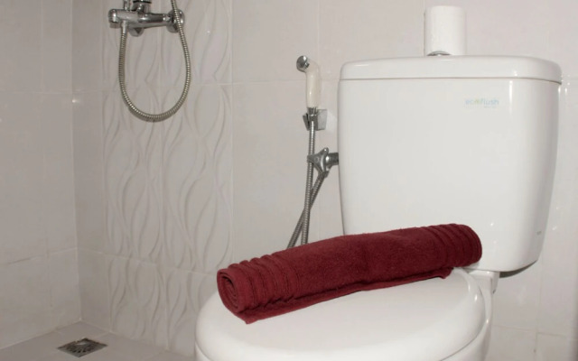 Comfort 2Br Apartment At Mediterania Palace Residence