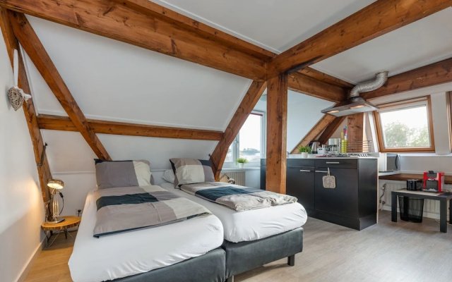Modern Apartment in Egmond aan Zee with TV