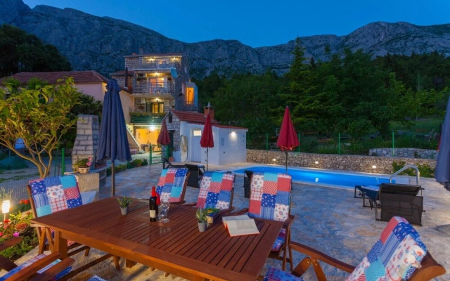 Tonci - Comfortable & Surrounded by Nature - H