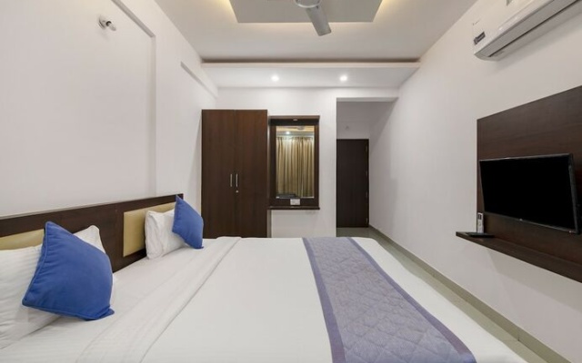 Gateway Premium Inn