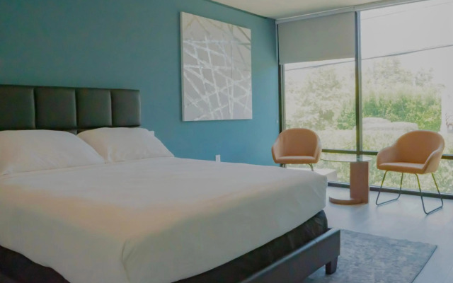 Park Plaza Lodge Hotel