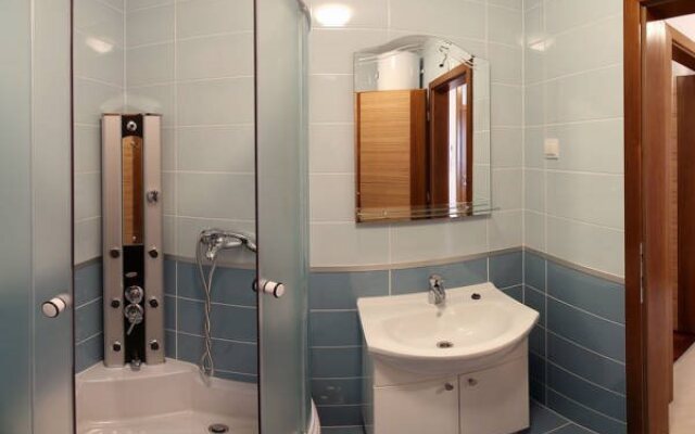 Apartments Premantura Dom