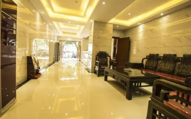 Guangzhou Yuanli  (Pazhou Exhibition Chigang Subway Station)