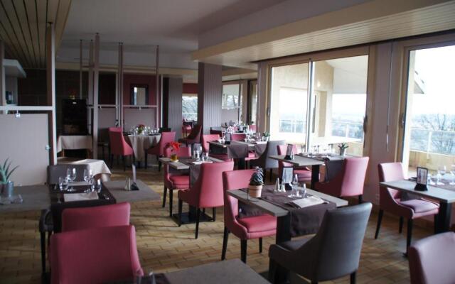 Logis Hôtel de la Bruyere