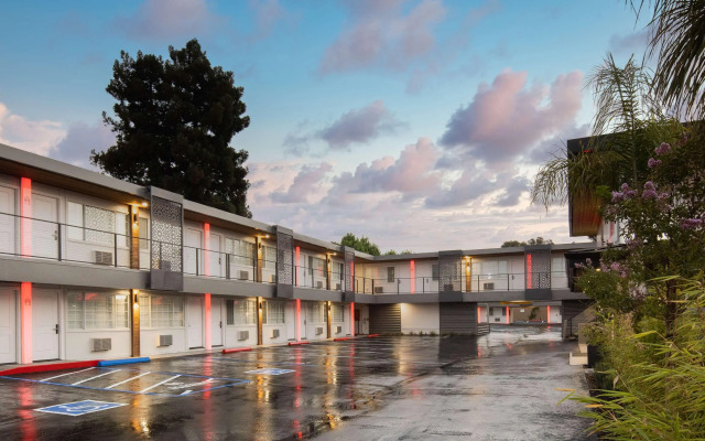The Catrina Hotel