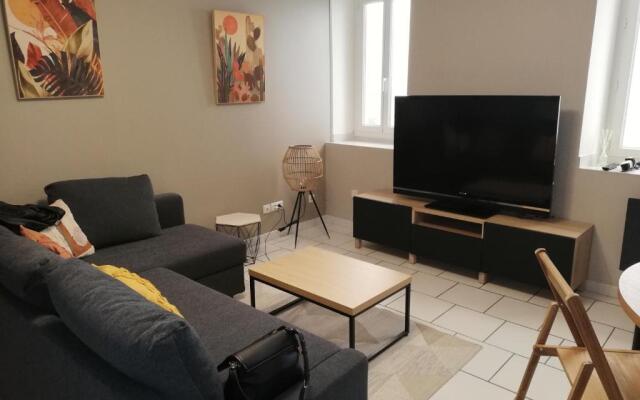 bel appartement 2 chambres au coeur du village