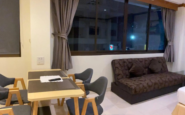 Seaview Hotel Sriracha