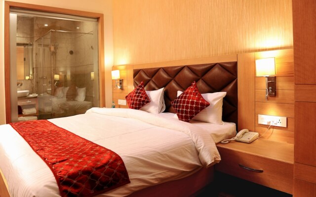 Hotel Landmark Near Golden Temple