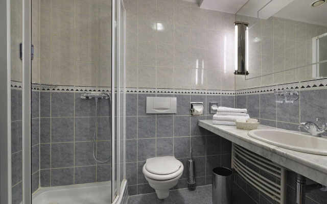 EA Hotel Royal Esprit
