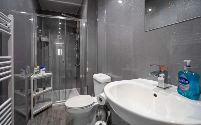 2 Bed-ground Floor-free Parking