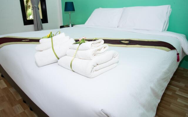 Baanchuengkao Resort Ranong