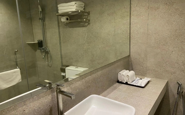 Frame Hotel