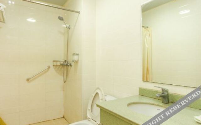 Ru Sun Moon Room