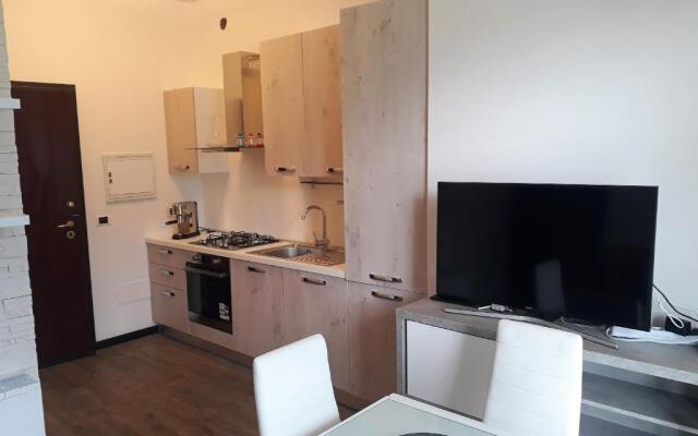 Campione Giulia Exclusive Lakefront apartment by Gardadomusmea