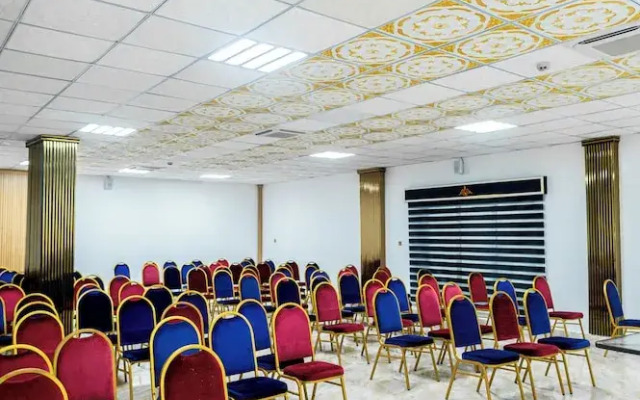 Immaculate Excellence Luxury Hotel