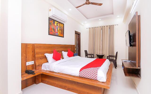 OYO 16953 The Grace Residency