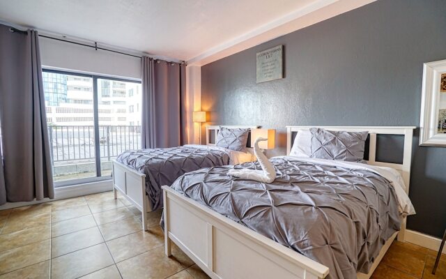 Private Apartments at the Casablanca