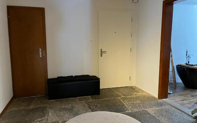 Schöne, sonnige Parterrewohung 3 Zi. mit Garten