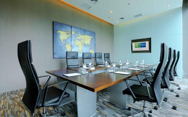 Holiday Inn Express Jakarta International Expo by IHG