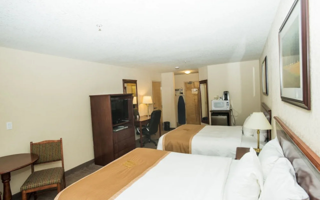 Lakeview Inns & Suites - Chetwynd
