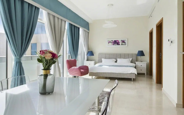 Bespoke Residences - Bay Square