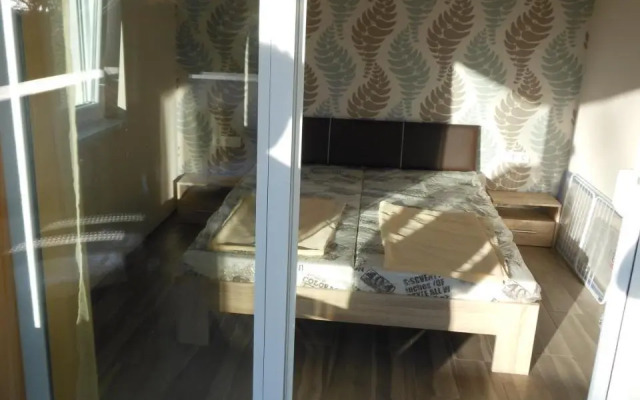 Solar Golden Beach Apartments