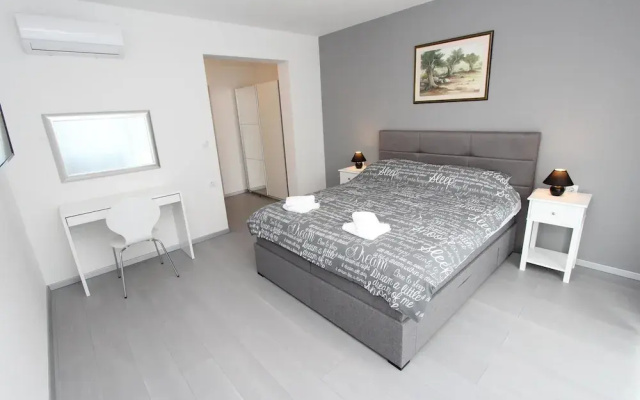 Apartment Karlo 2
