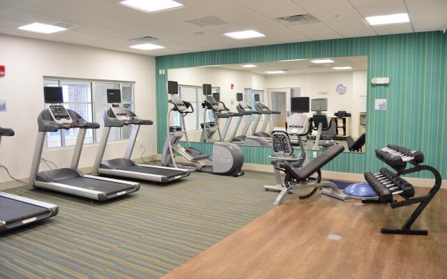 Holiday Inn Express & Suites Toledo South - Perrysburg, an IHG Hotel