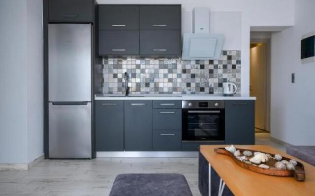 Zinozis Beach Apartments