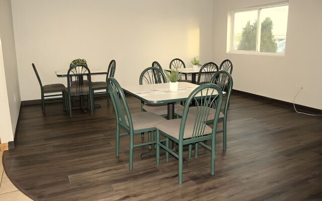 AmeriVu Inn and Suites - Stanley