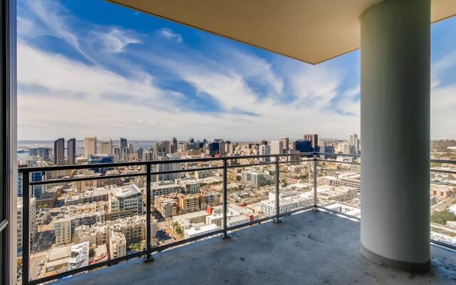 Beautiful 3 Bedroom Luxury Bldg