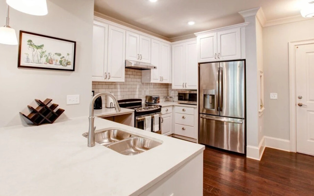 2 bedroom, Queens Road