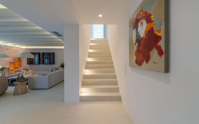 G Villa