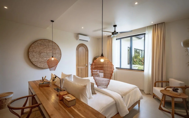 Casa Mira Uluwatu – Guest Rooms – Pecatu