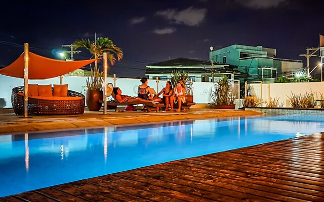 Cocoon Hotel & Lounge