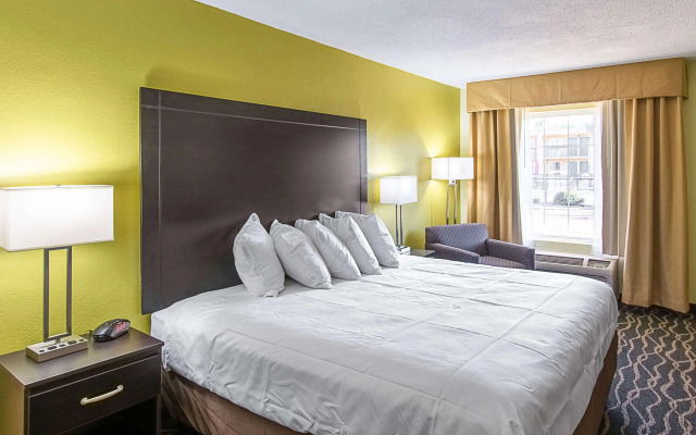 Clarion Inn Columbia Airport