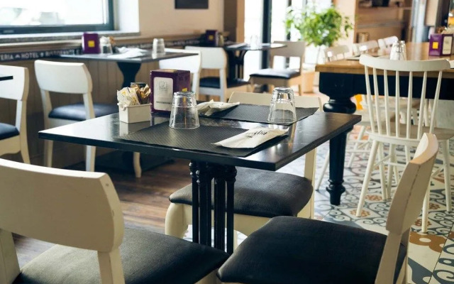 Amalia Bakery Home
