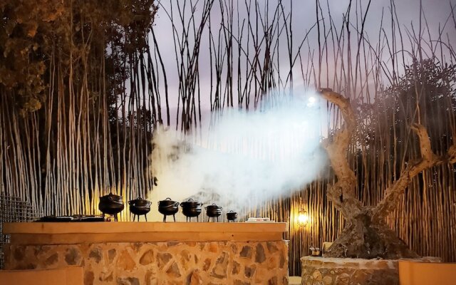 Zulu Rock Game Ranch