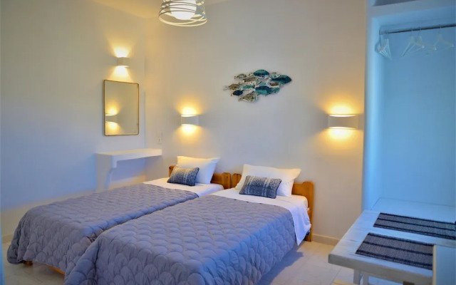 Moraitis Studios Dioni Lux Inn