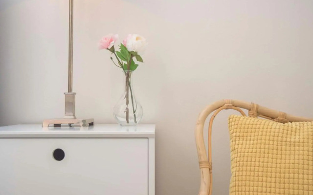 The Bond Studio FREE PARKING