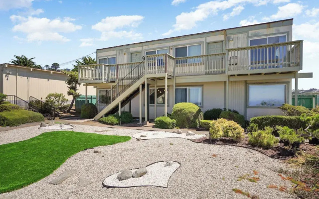 Cozy 2-Bedroom Retreat in Pacifica