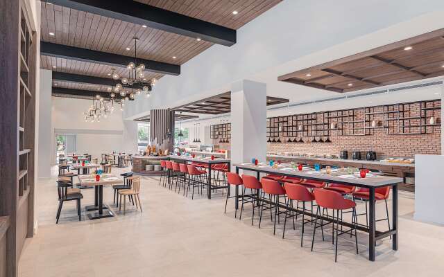 Park Inn By Radisson Bacolod