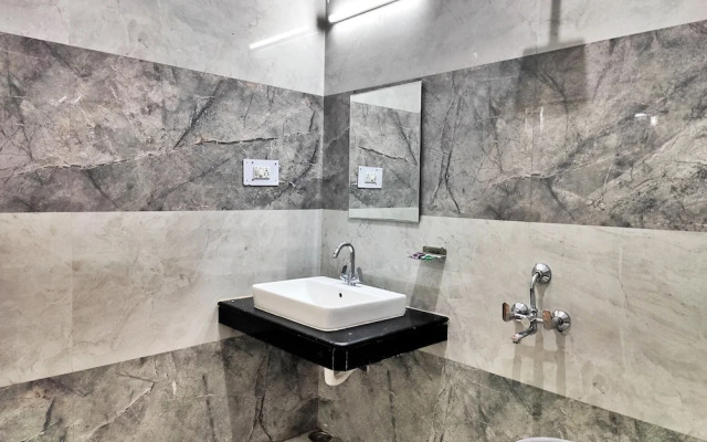 Celebriti by Aransh Group