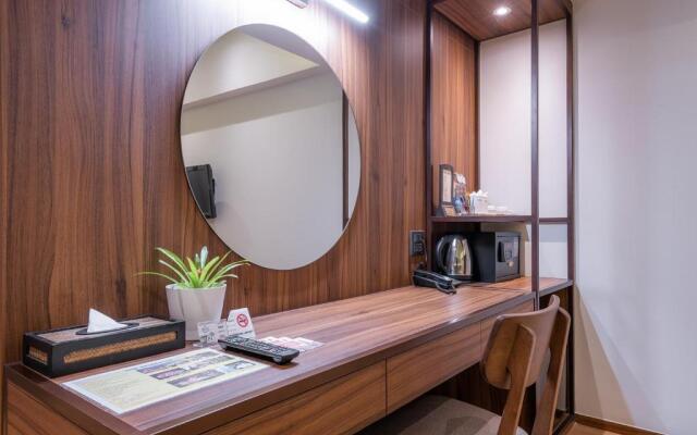 True Siam Phayathai Hotel - SHA Extra Plus Certified