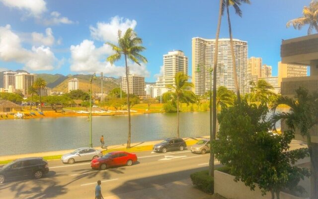 Waikiki Paradise for Families & Friends