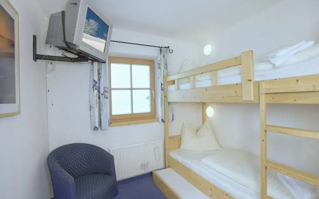Chalet in Austria Near Ski Bus and Sauna