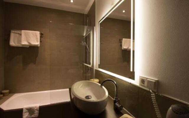 Hotel Parqeo Im A66