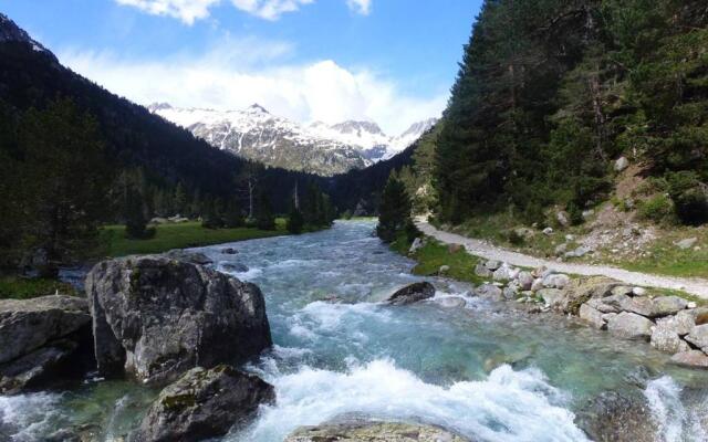 Appartement Cauterets, 3 pièces, 6 personnes - FR-1-234-279