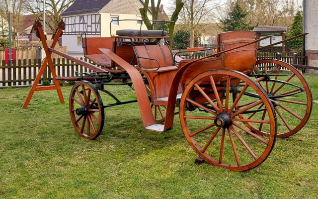 Lounge an der Kirche