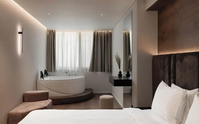 Blanco Athens Aparthotel